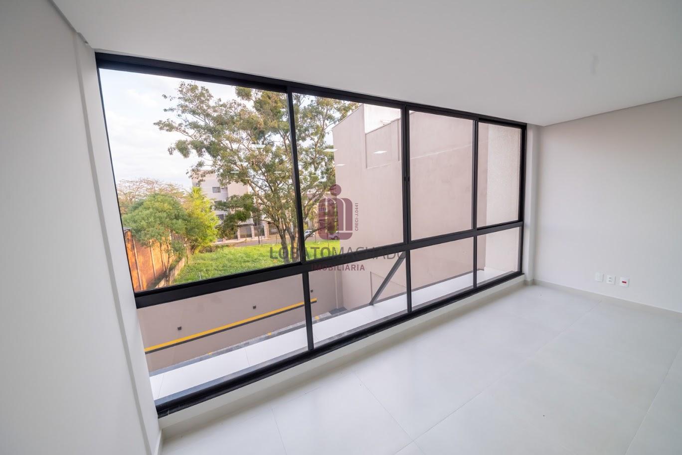SALA COMERCIAL - AVENIDA JOSÉ MARIA DE BRITO - MONJOLO.