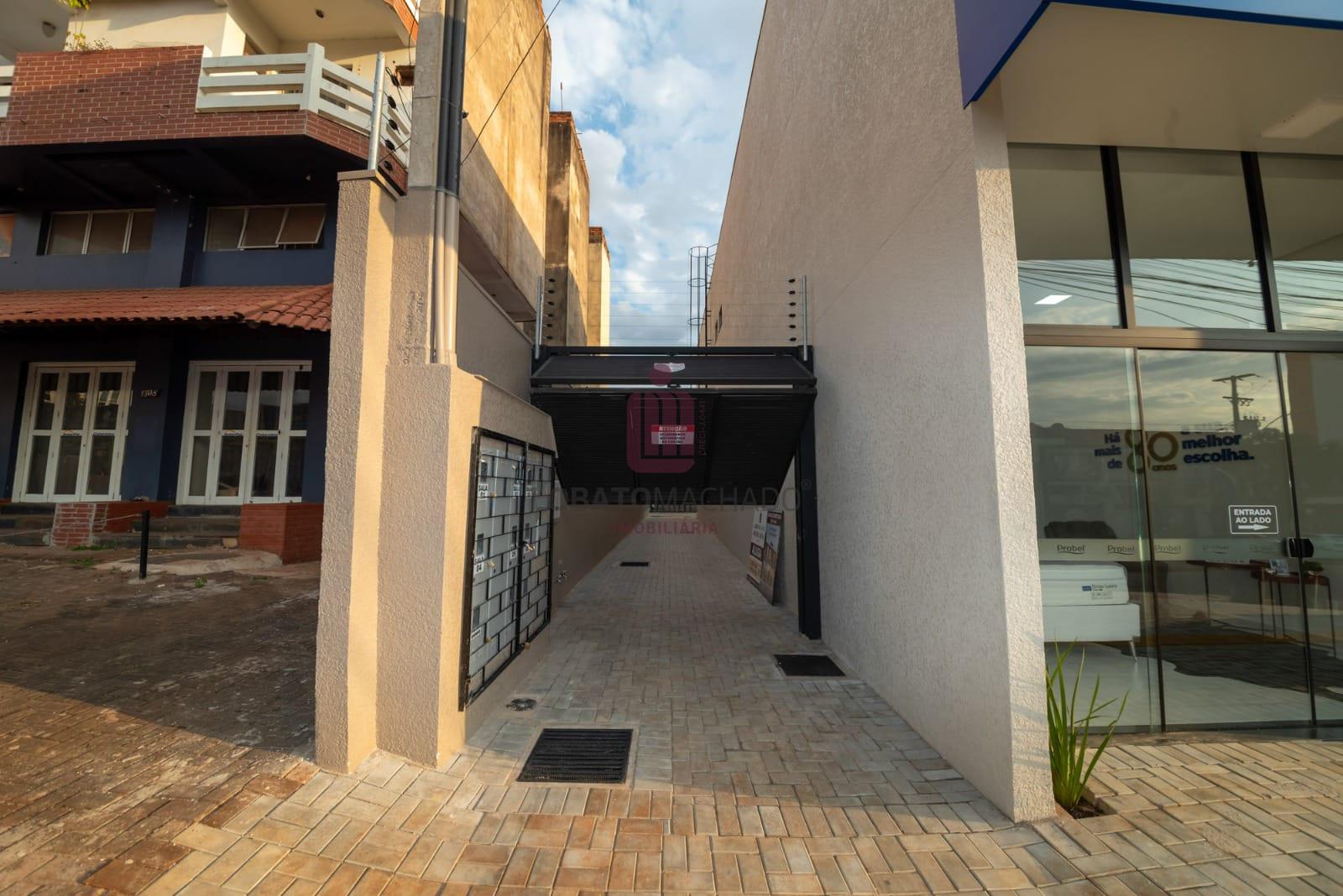SALA COMERCIAL - AVENIDA JOSÉ MARIA DE BRITO - MONJOLO.