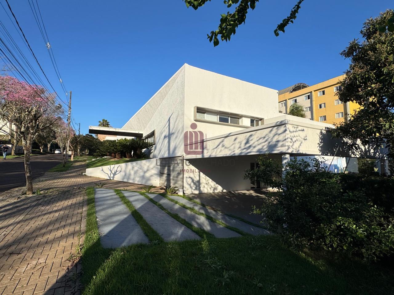 CASA - CONDOMÍNIO FECHADO