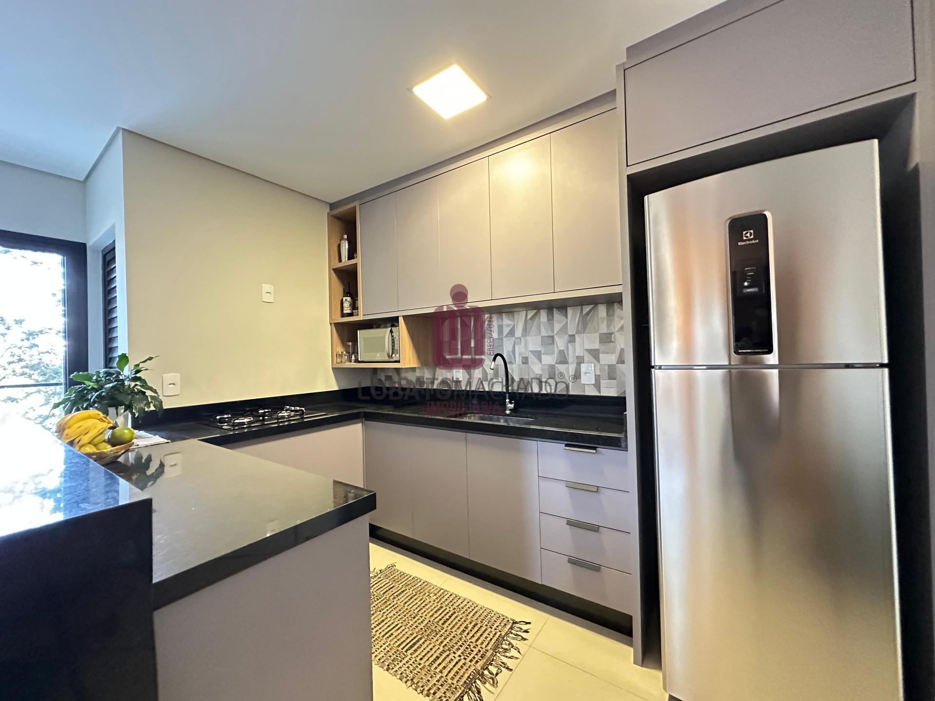 EDIFÍCIO RESIDENCIAL TANCREDO - APARTAMENTO MOBILIADO