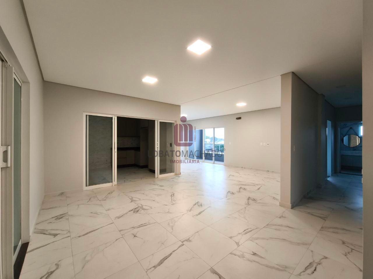 APARTAMENTO - EDIFÍCIO PERLA MAR - VILA A