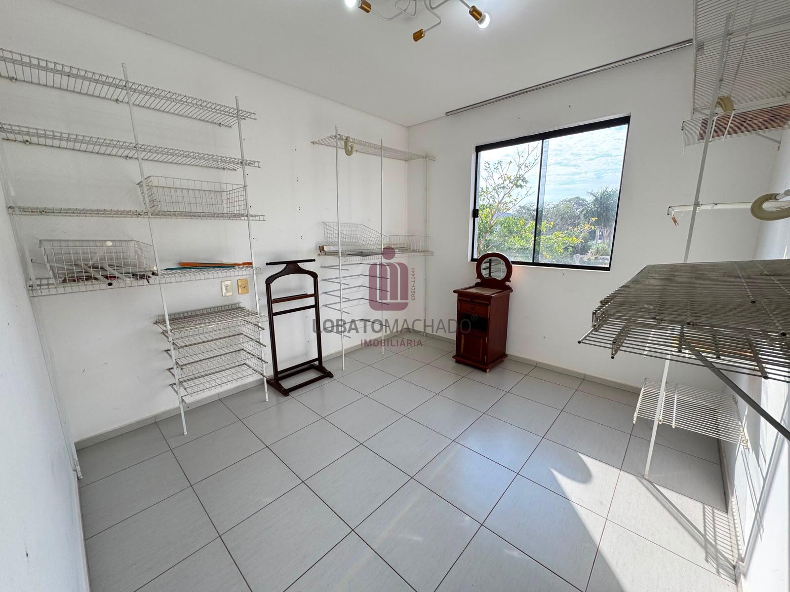 APARTAMENTO - EDIFÍCIO VIENA - CENTRO