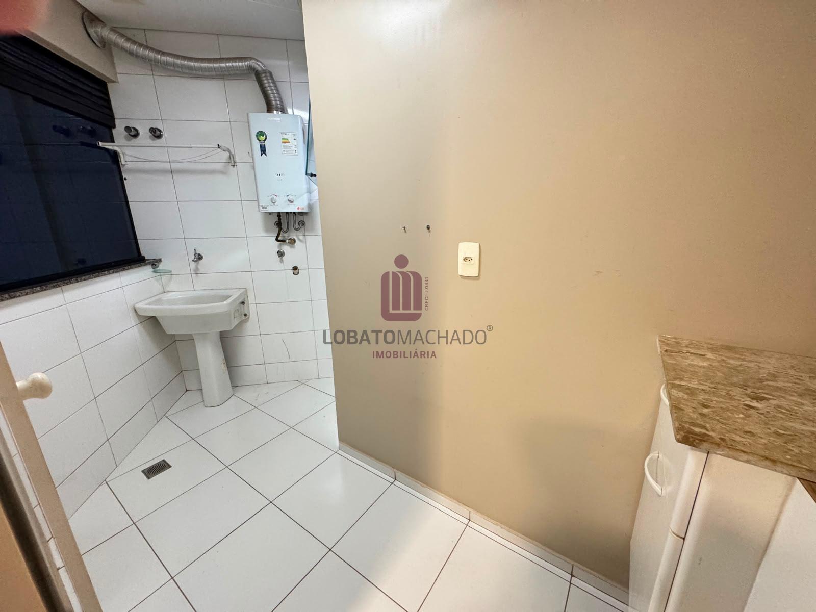 APARTAMENTO - EDIFÍCIO VIENA - CENTRO
