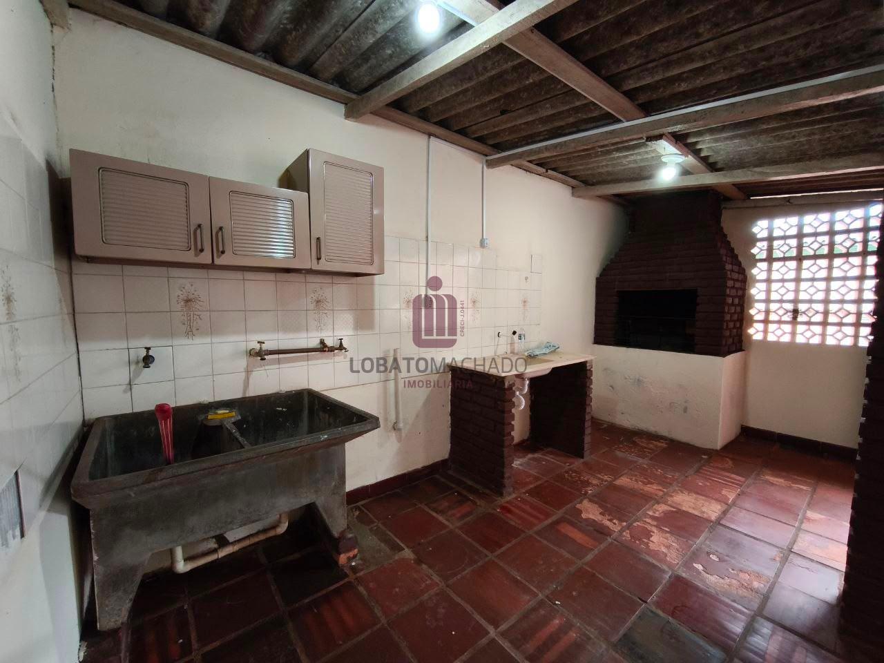 CASA FUNDOS - VILA YOLANDA
