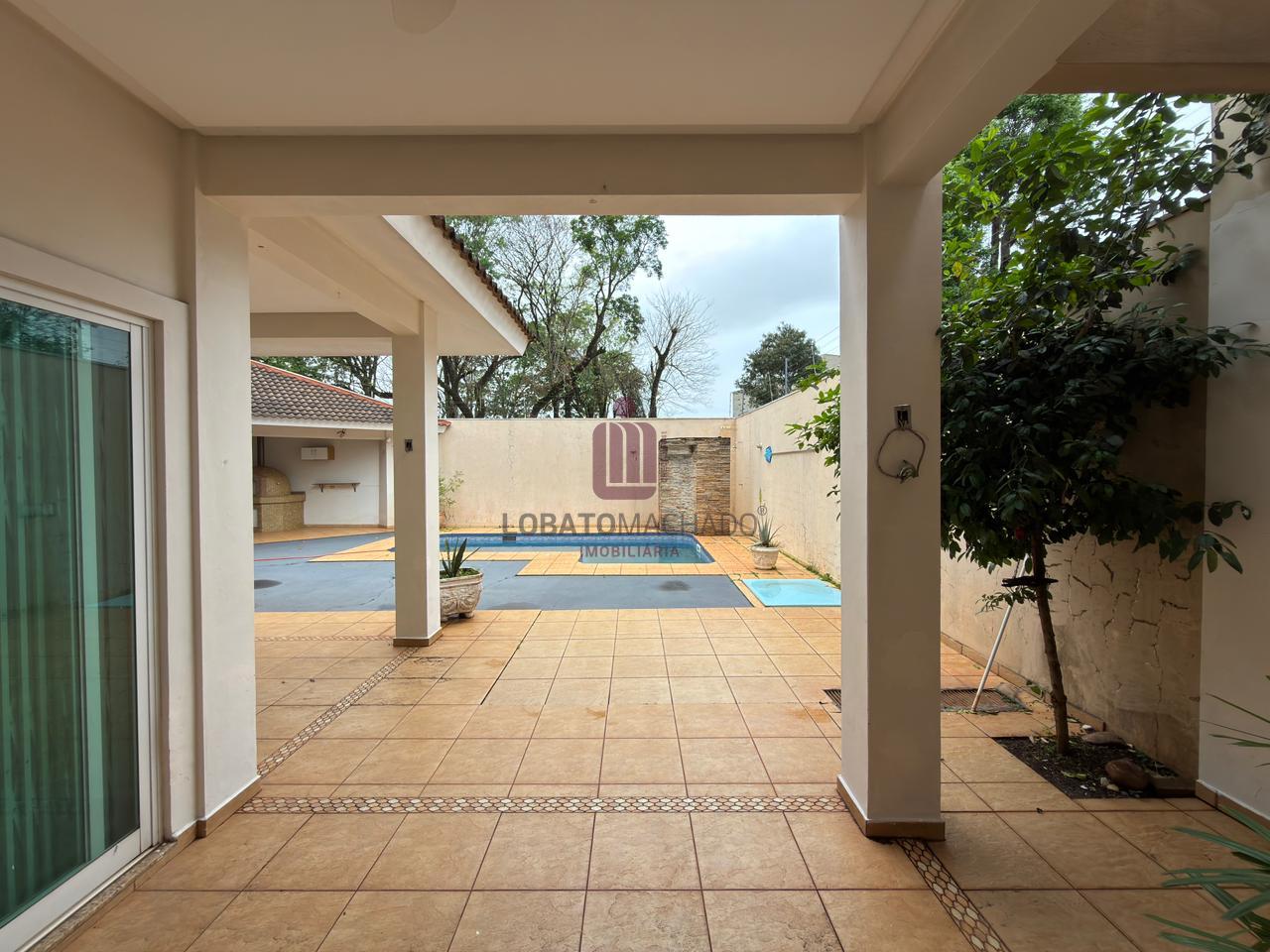 SOBRADO ALTO PADRÃO - POLO CENTRO