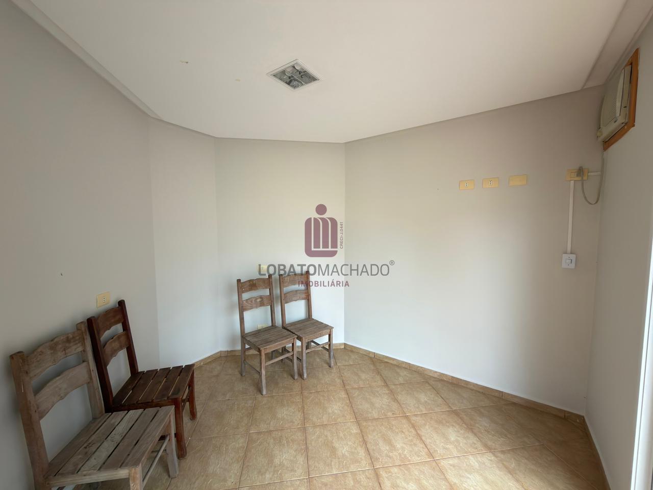 SOBRADO ALTO PADRÃO - POLO CENTRO