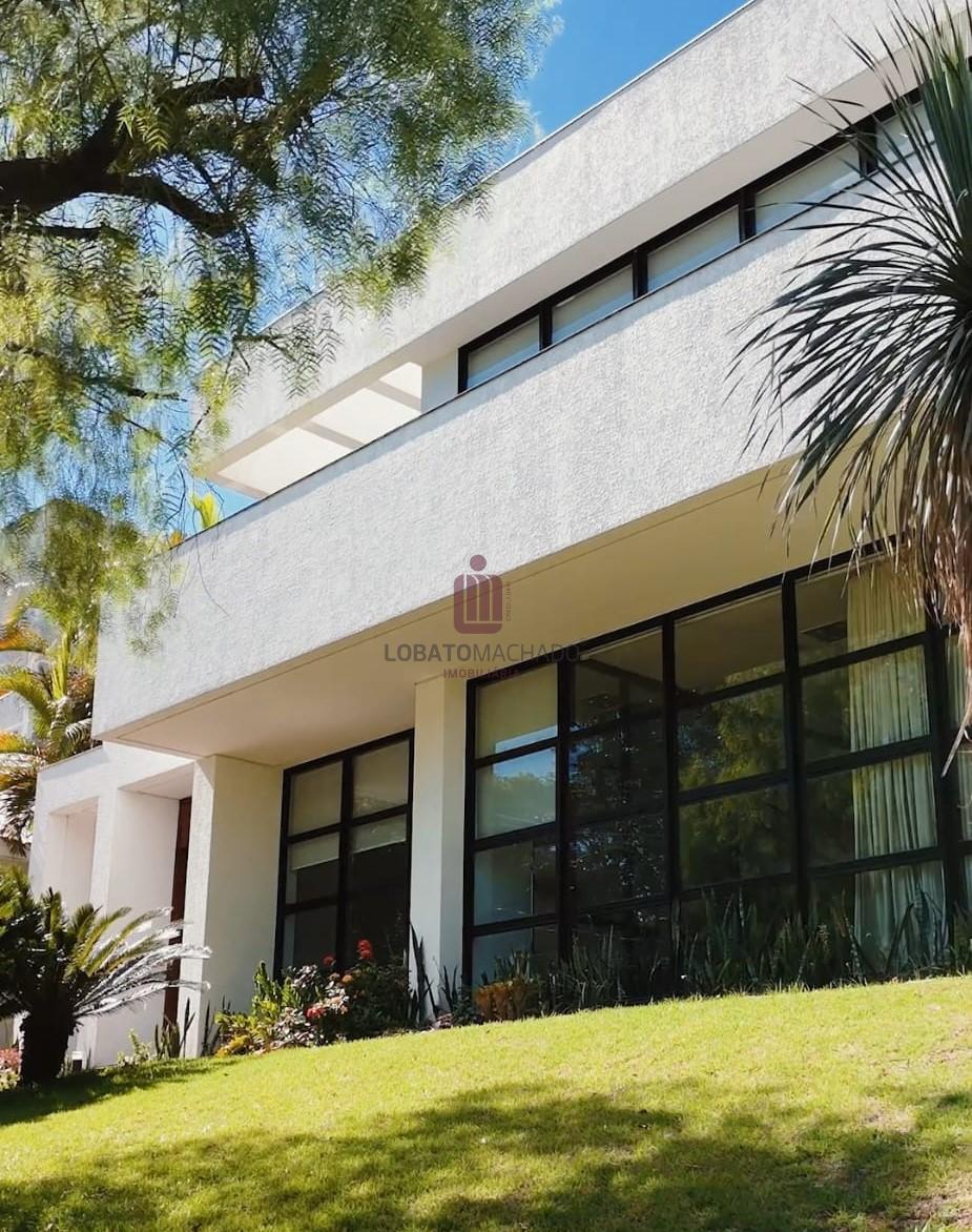 SOBRADO ALTO PADRÃO - CONDOMÍNIO CASTEL FRANCO