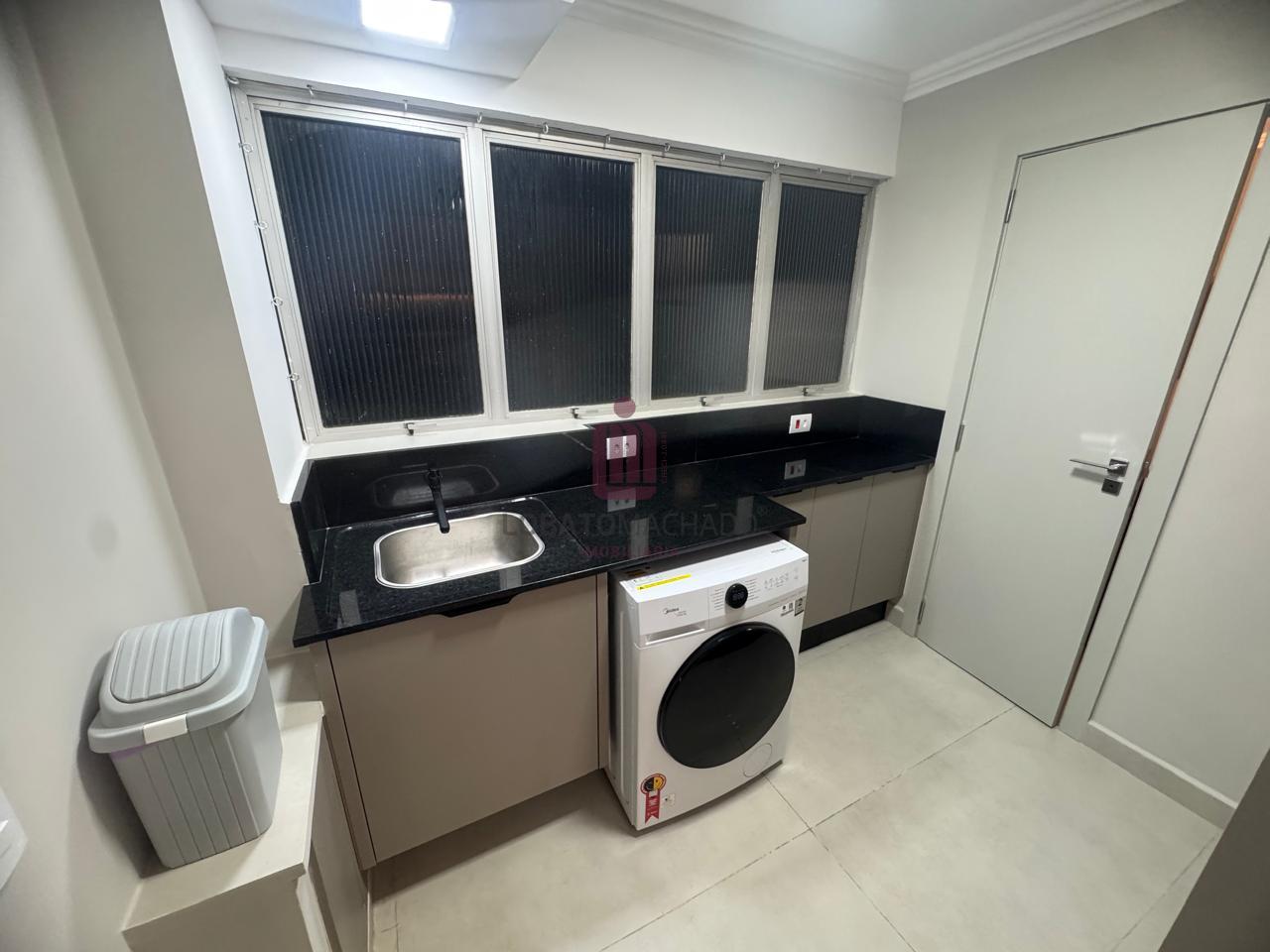 APARTAMENTO - EDIFÍCIO PROFESSOR BERNARDO LITZINGER