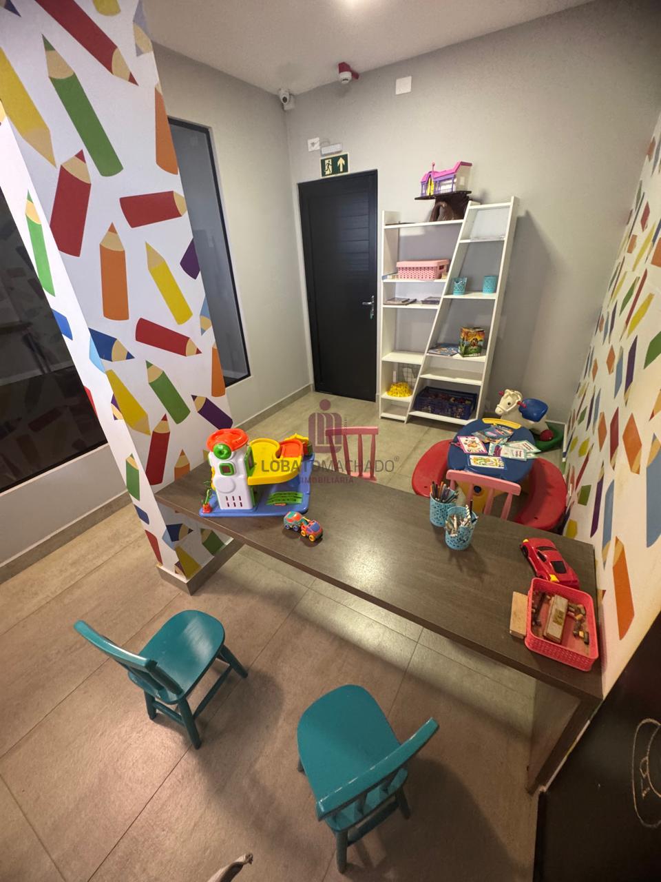 APARTAMENTO - EDIFÍCIO PROFESSOR BERNARDO LITZINGER
