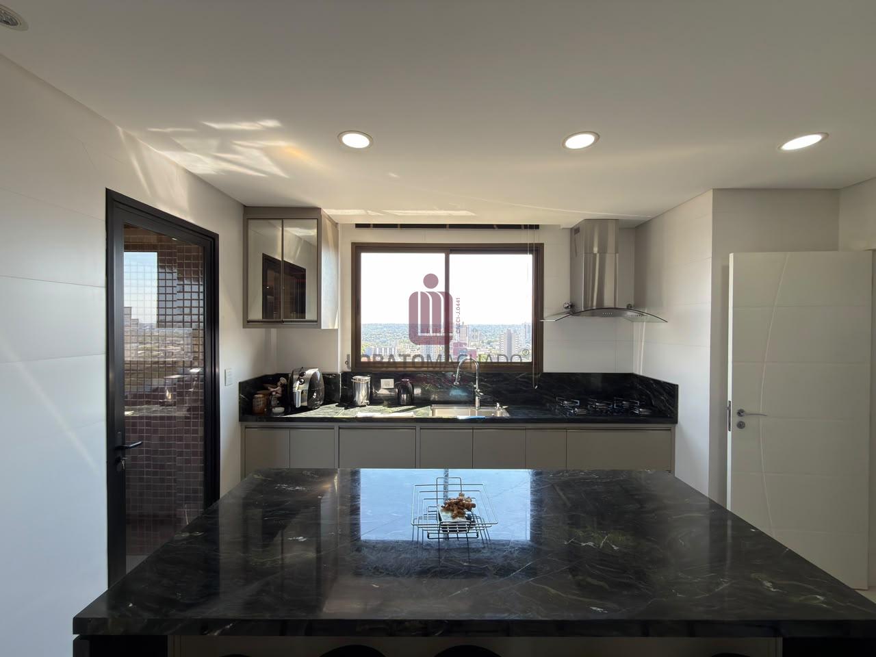 EDIFÍCIO COUNTRY VILLE - COBERTURA DUPLEX