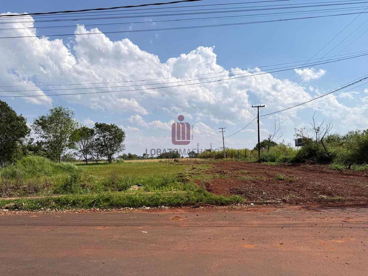 TERRENO - JARDIM CARIMÃ