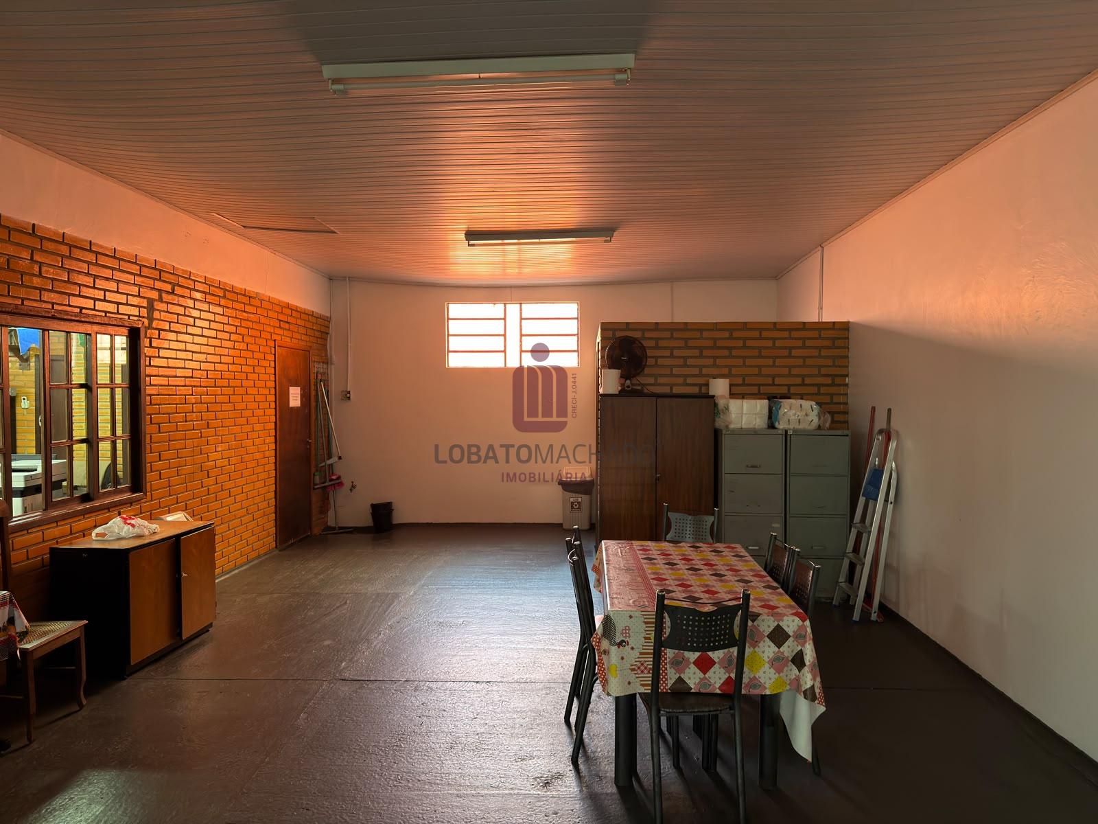 BARRACÃO  DEPOSITO - VILA PORTES