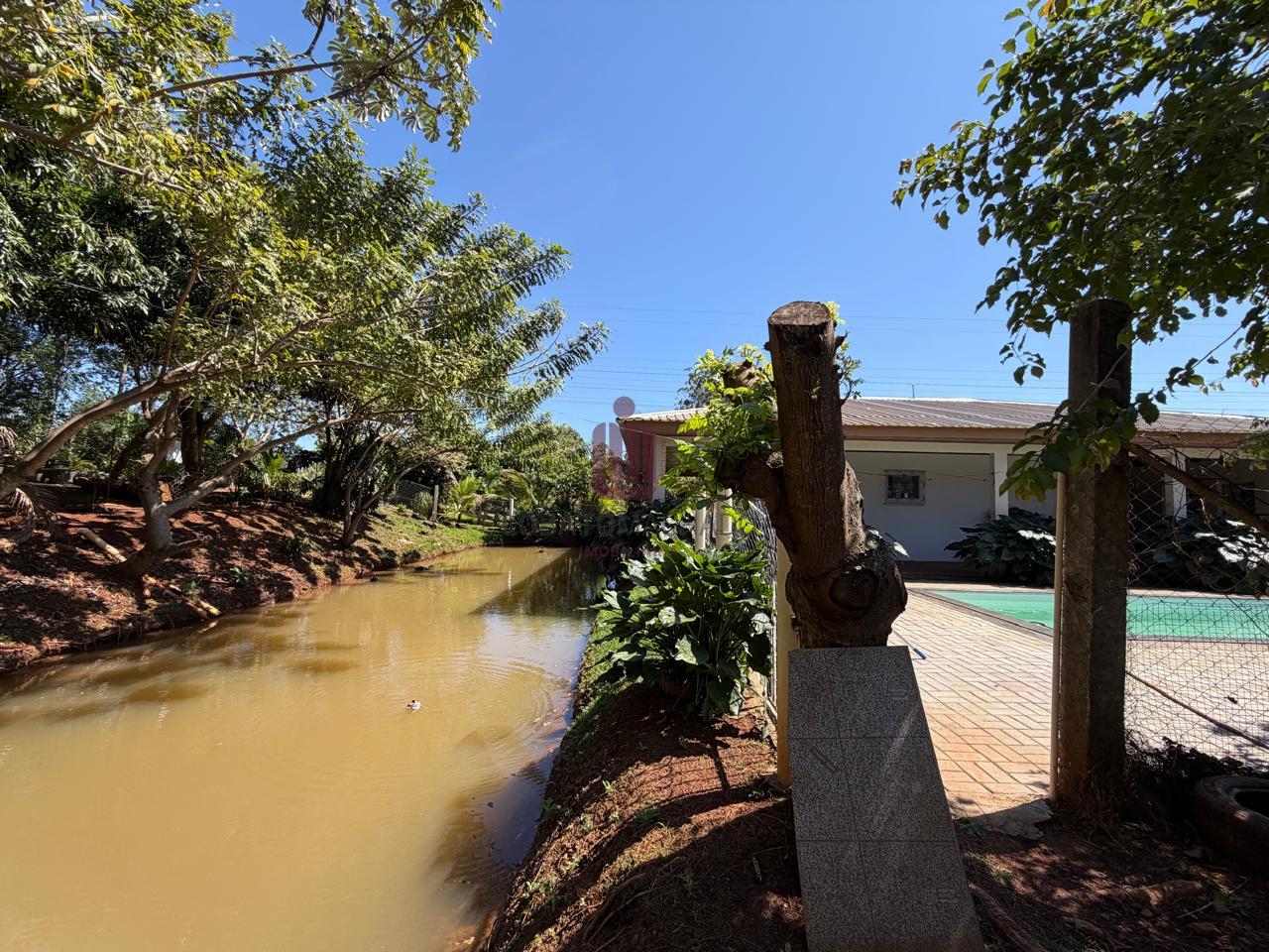 CHÁCARA EM TRÊS LAGOS -ÁREA URBANA
