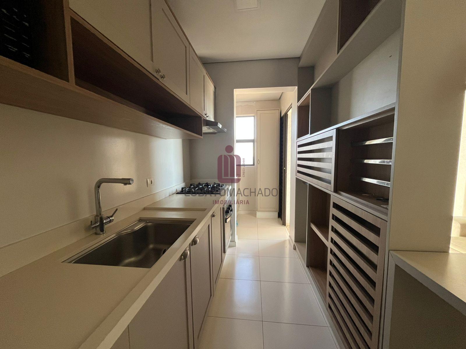 APARTAMENTO SEMIMOBILIADO - EDIFÍCIO TOSCANA