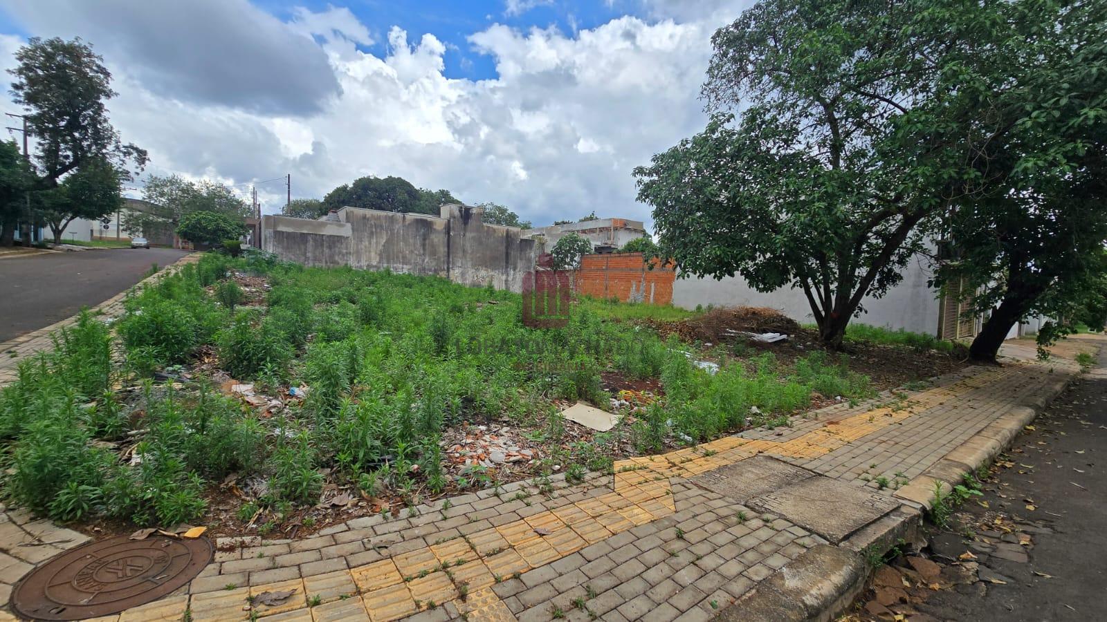TERRENO - PARQUE IMPERATRIZ