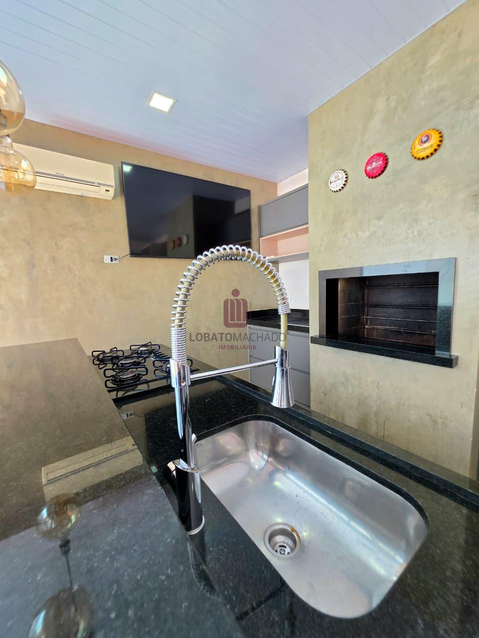 CASA COM PISCINA - CAMPOS DO IGUAÇU