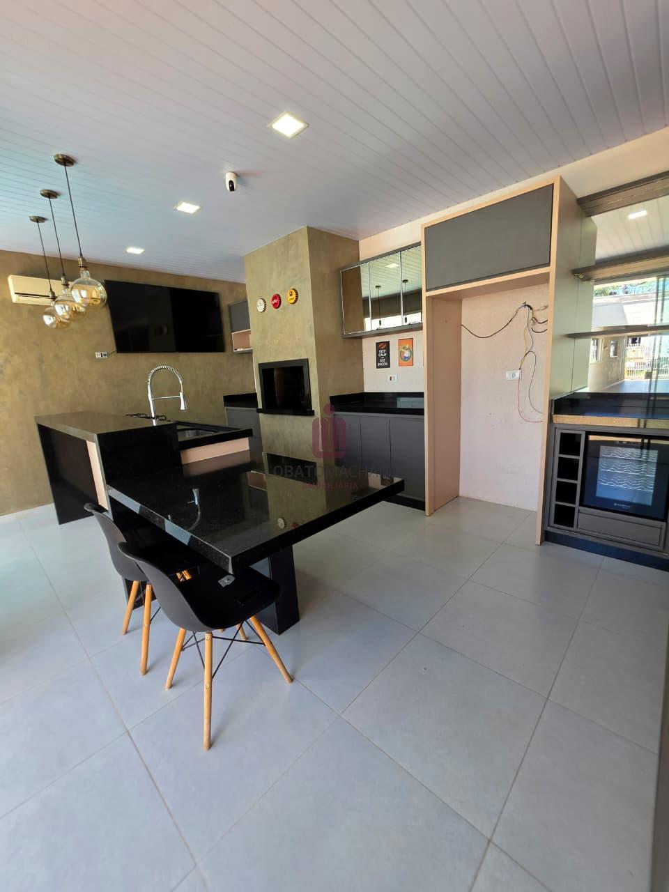 CASA COM PISCINA - CAMPOS DO IGUAÇU