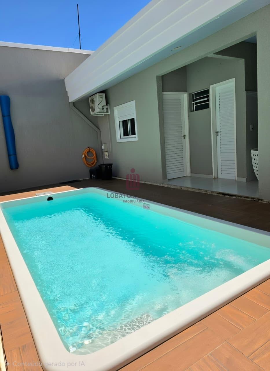 CASA COM PISCINA - CAMPOS DO IGUAÇU
