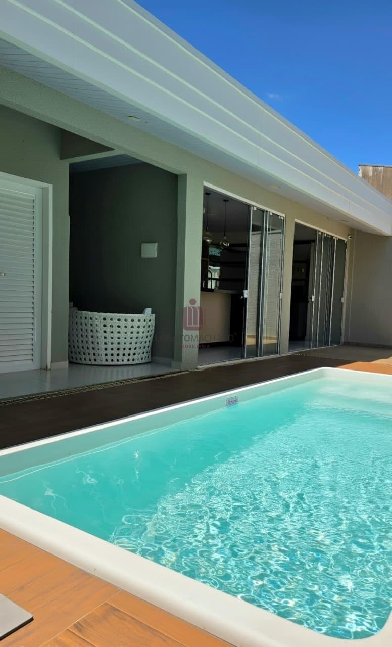 CASA COM PISCINA - CAMPOS DO IGUAÇU