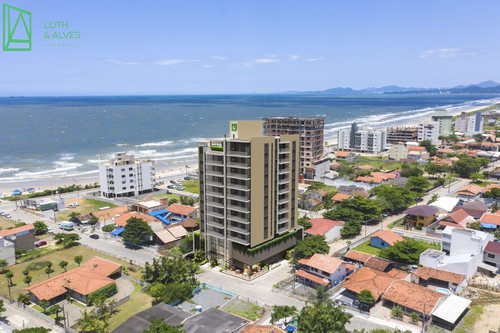 Apartamento na quadra mar, 03 dormitórios, 02 vagas e  área de...