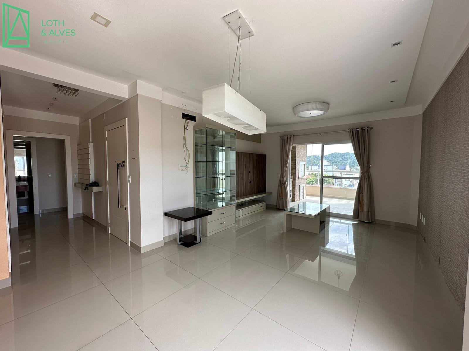 Apartamento Cobertura à venda, localizado no GRAVATÁ, NAVEGANT...