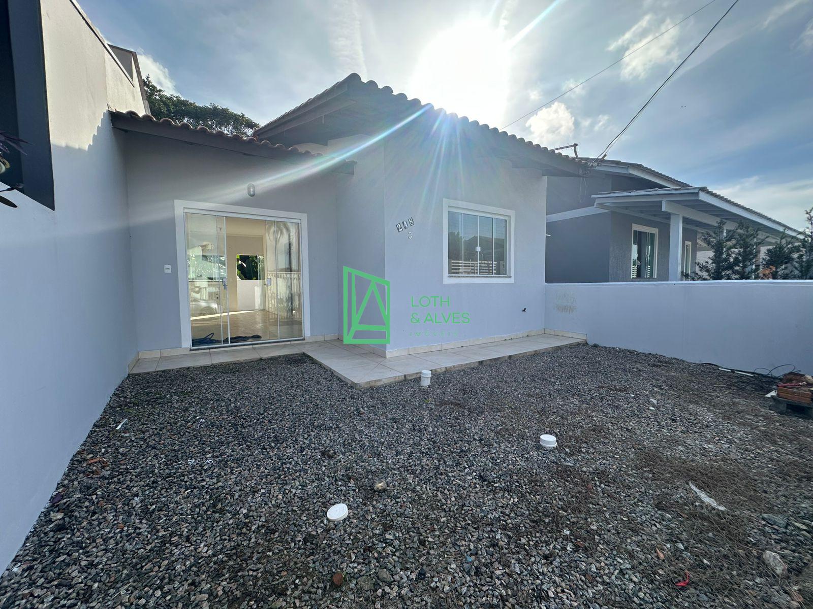 Casa geminado em Barra Velha a 500 metros do mar, e apenas 250...