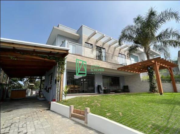 Casa 3 suítes com rooftop, vista para o MAR e área de festas à...