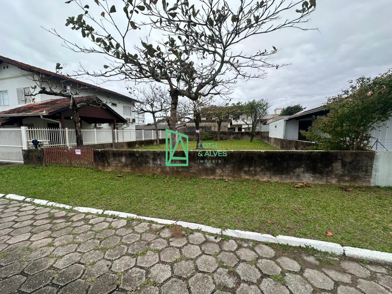 Terreno ? venda, MEIA PRAIA, NAVEGANTES - SC a apenas 100 metr...