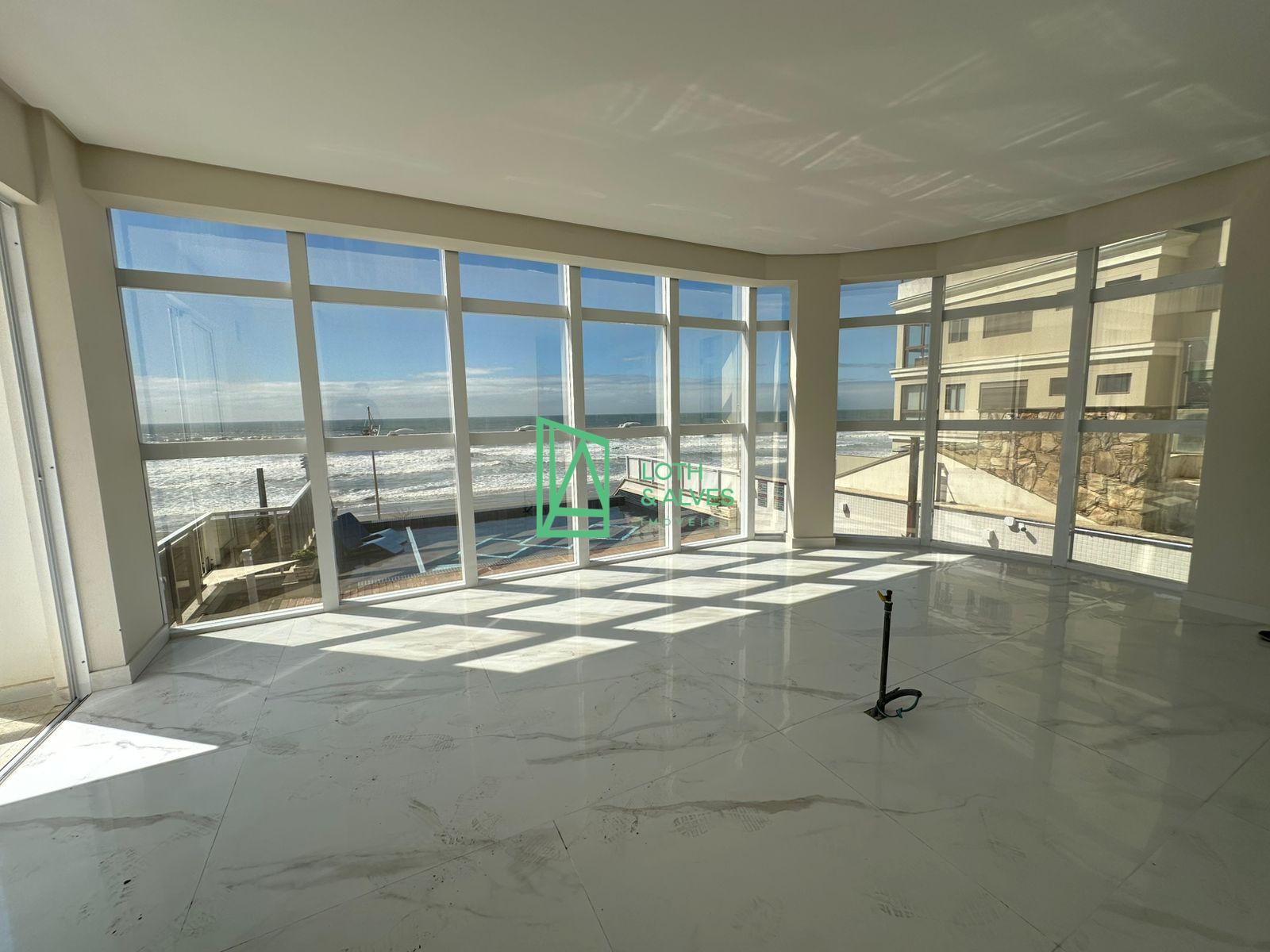 Apartamento FRENTE MAR à venda, GRAVATÁ, NAVEGANTES - SC
