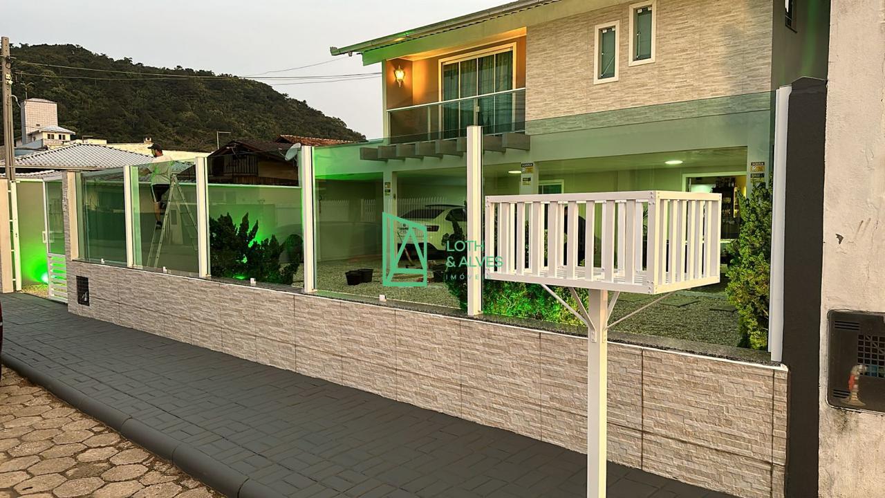 Casa à venda, Gravatá, NAVEGANTES - SC-Linda casa mobiliada na...