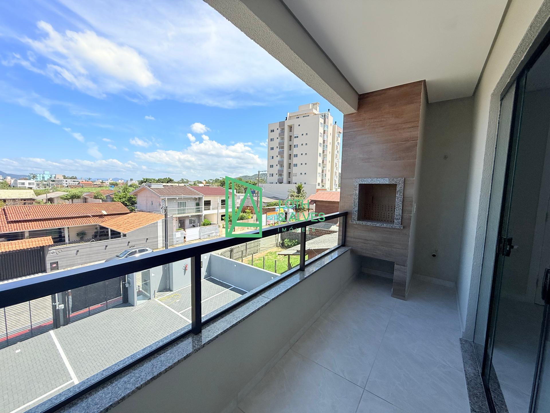 Apartamento ? venda, 2 Quartos c  suite, 75m , 800m da praia, ...