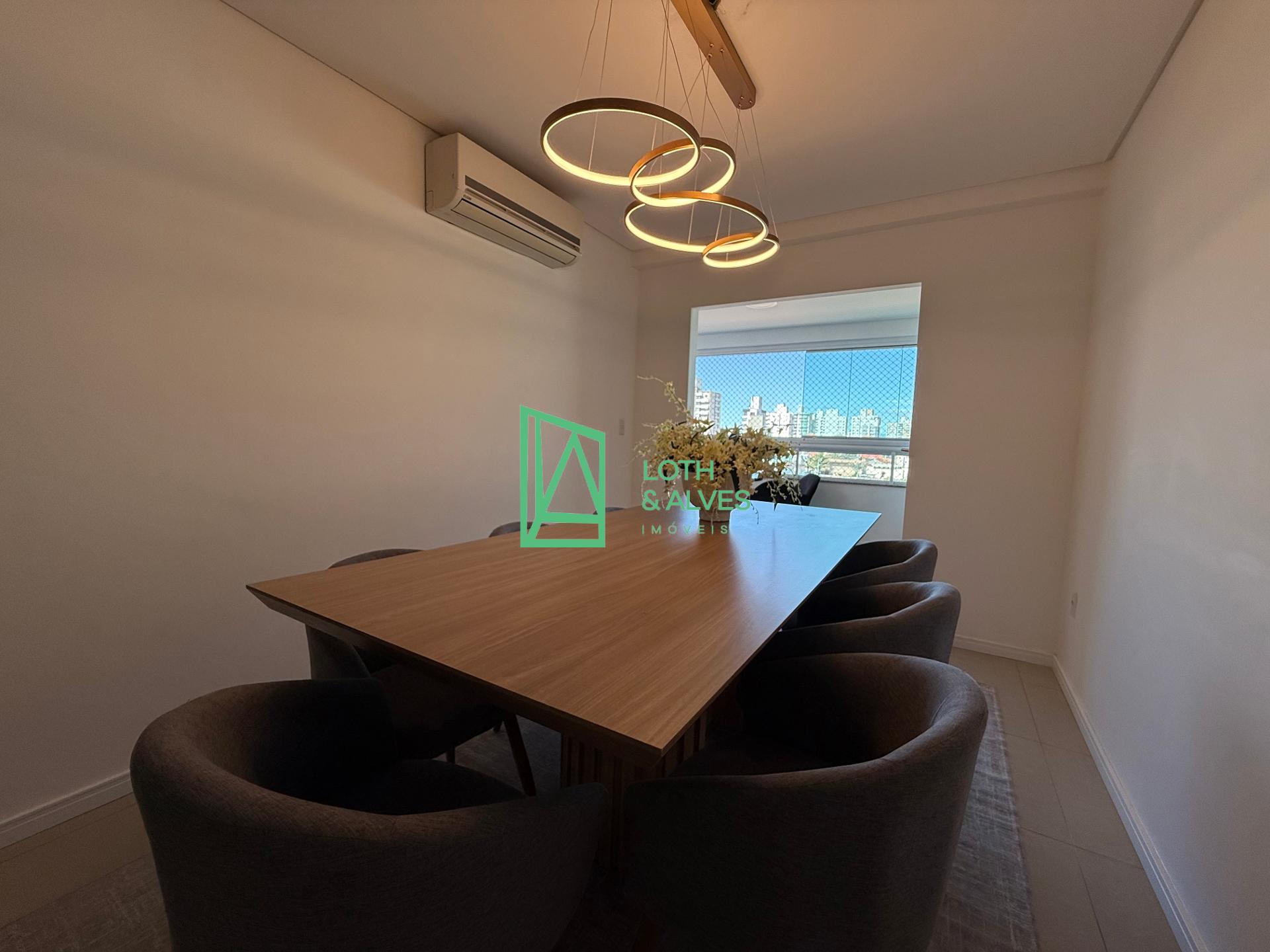 Apartamento de 147m , Mobiliado, 250m do mar, 3 dormit?rios  1...