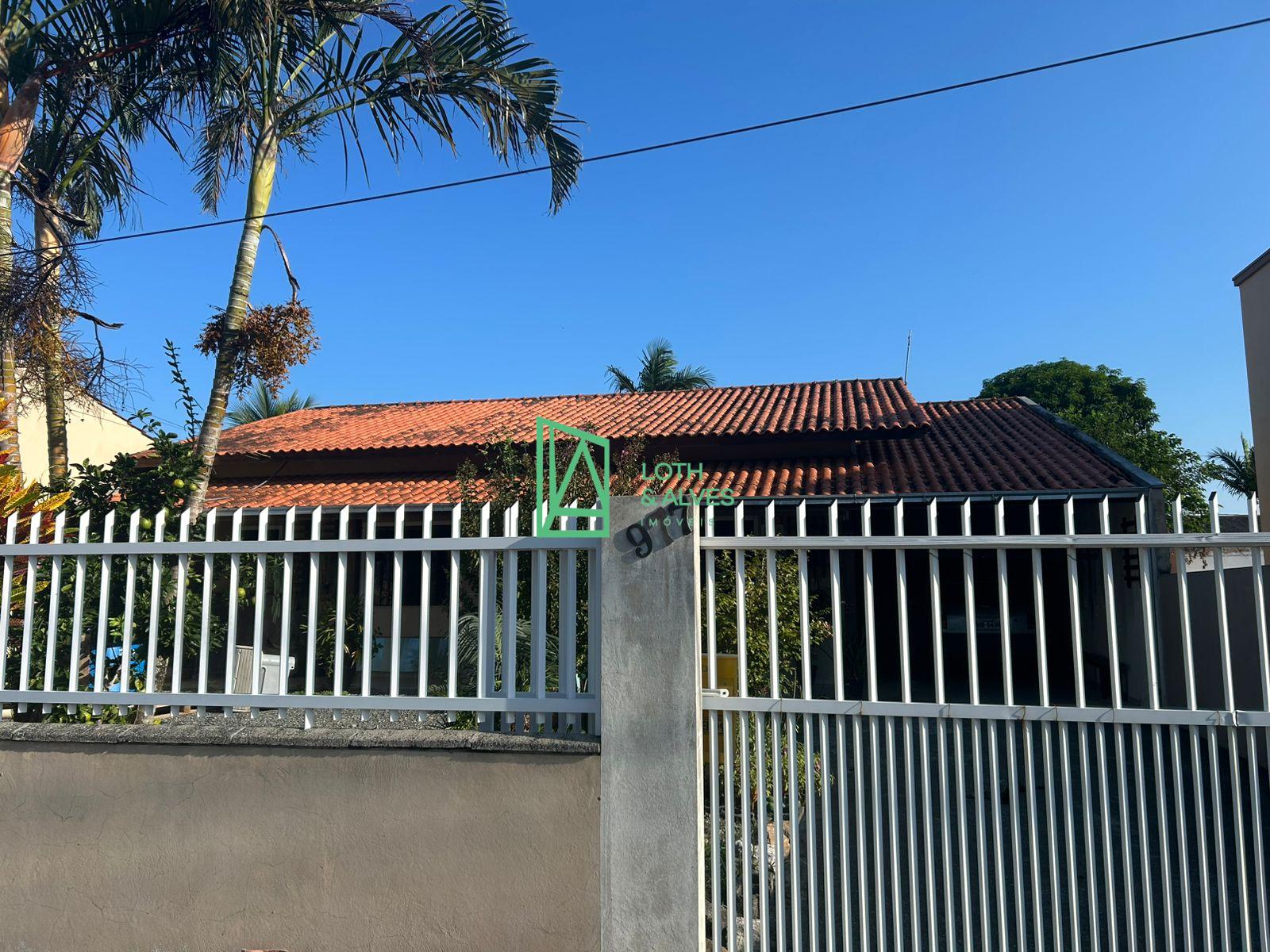 Casa averbada  a Venda no Gravatá em Navegante SC.
