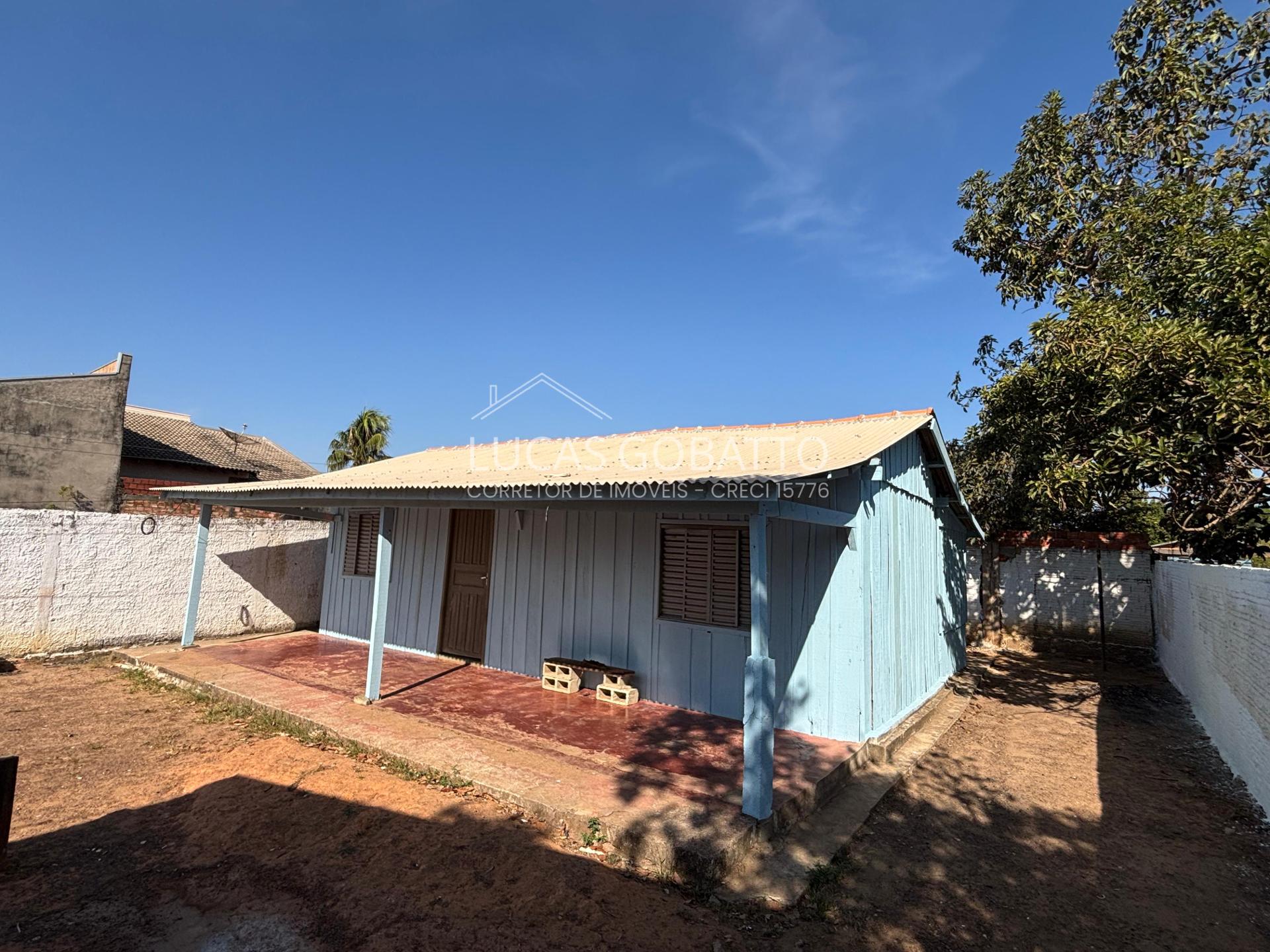 VENDE-SE 2 CASAS NO MESMO TERRENO - J? ALUGADAS - BAIRRO PORTO...