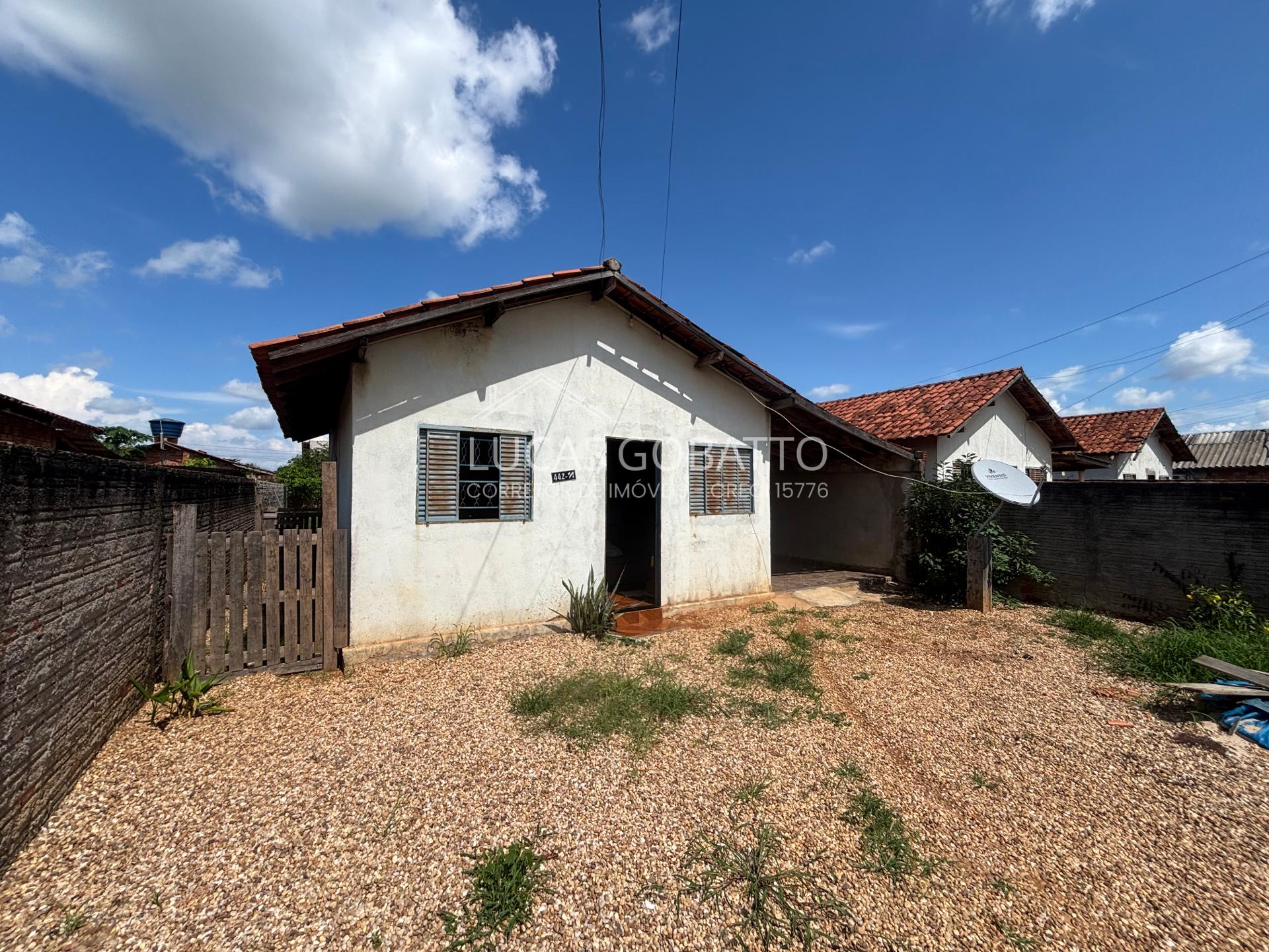 CASA ? VENDA NO BAIRRO PORTAL DAS FLORES - 2 QUARTOS - JUARA