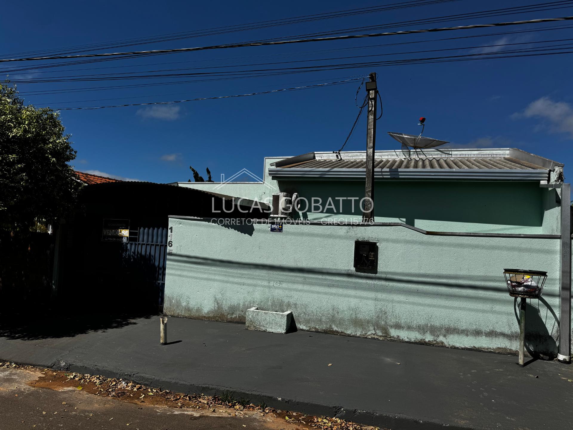 CASA À VENDA NO BAIRRO JARDIM ELORADO - 3 QUARTOS SENDO 1 SUÍTE .