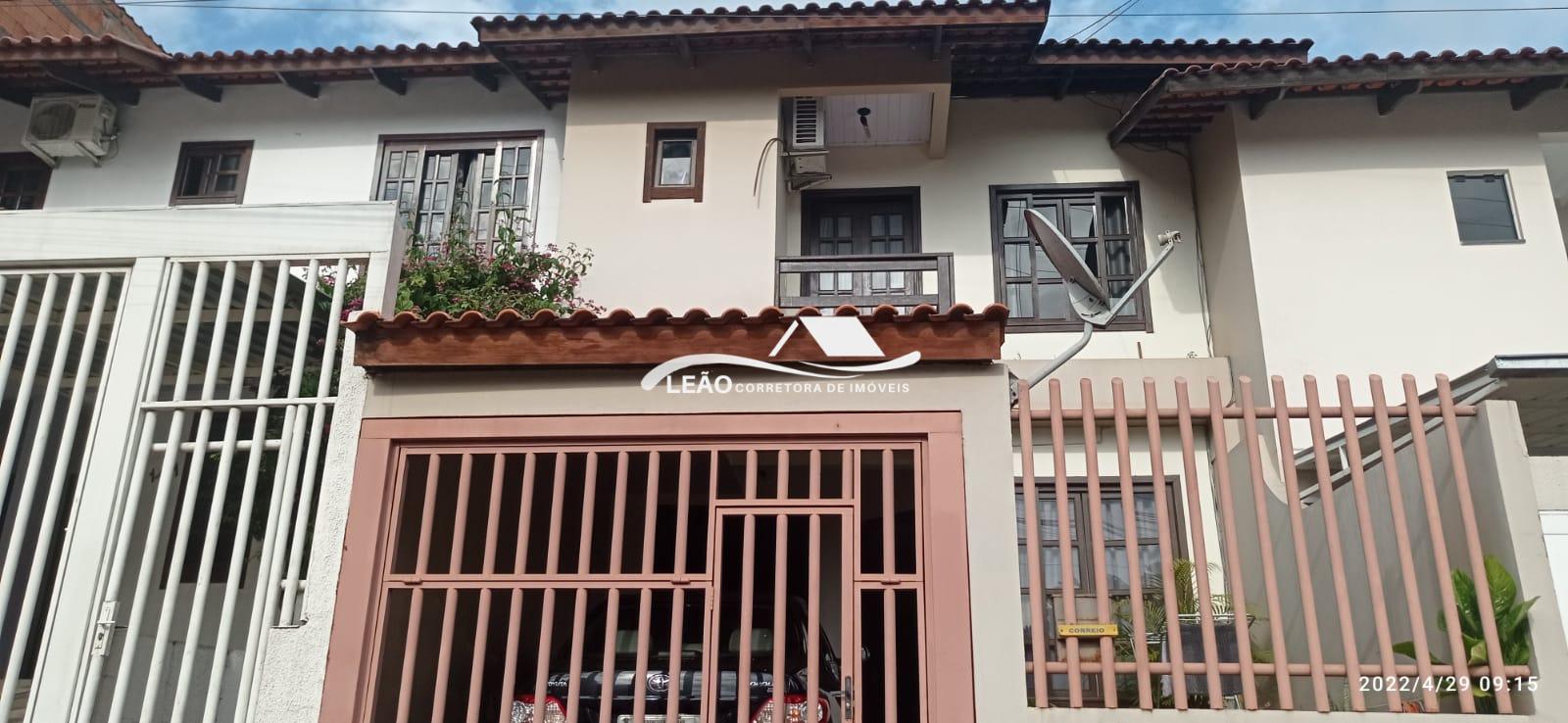 SOBRADO NO BAIRRO NOSSA SENHORA APARECIDA