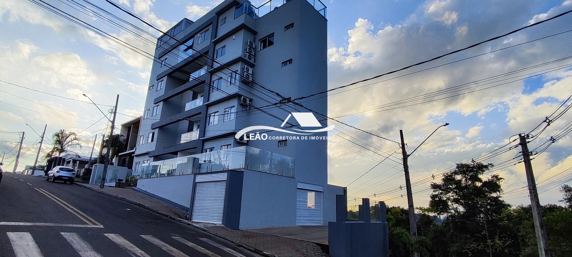 APARTAMENTO COM VISTA DA CIDADE