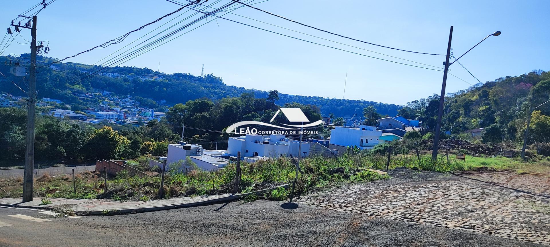 TERRENO DE ESQUINA