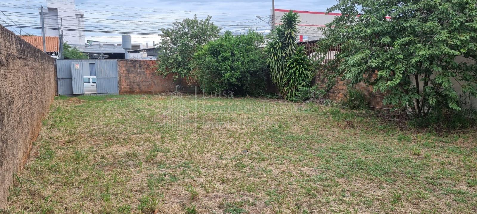 Terreno murado à venda, 360,00 m , Jardim Monte Libano, CAMPO ...