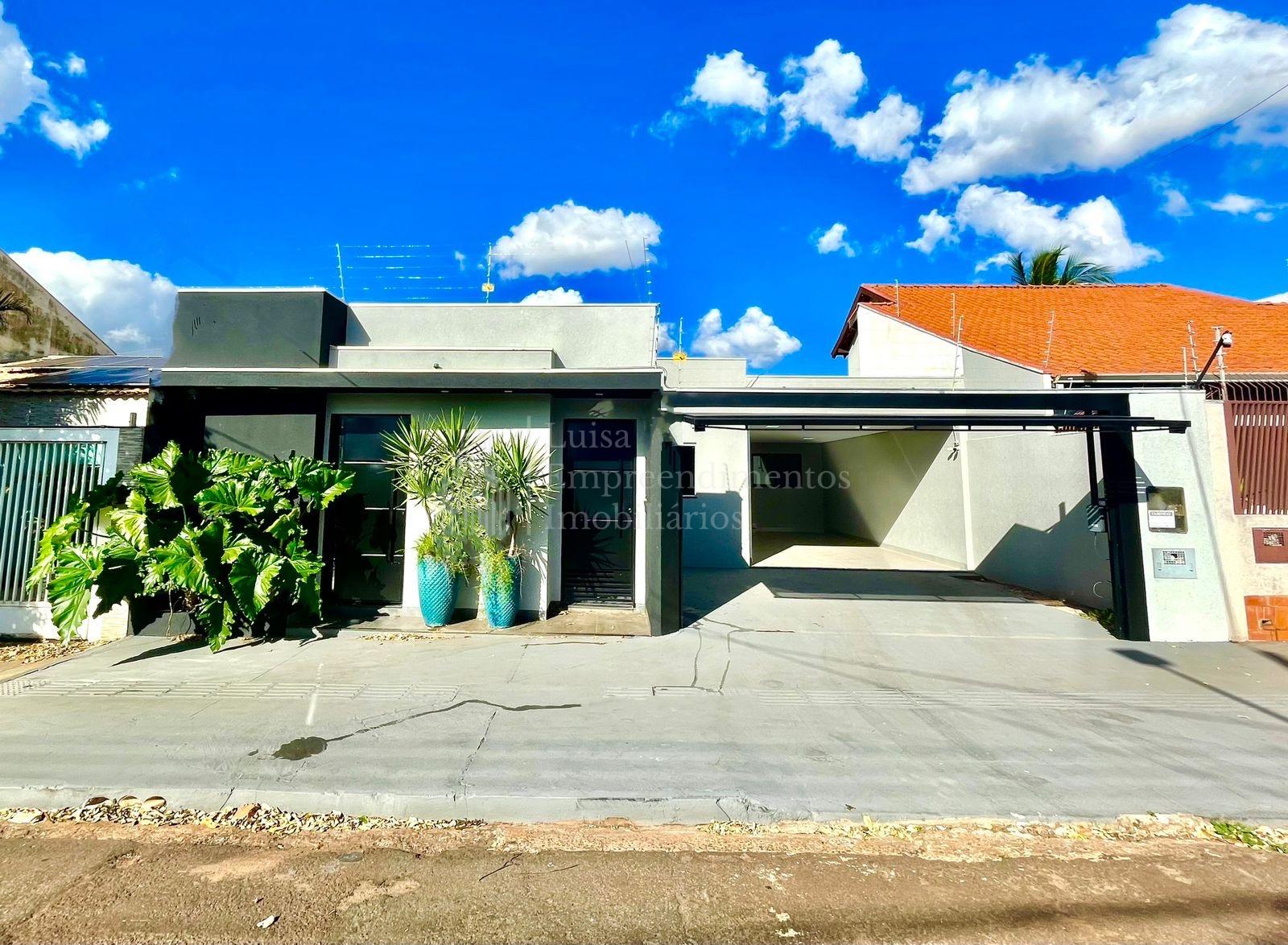 Casa térrea com sala comercial, Vila Planalto, CAMPO GRANDE - MS