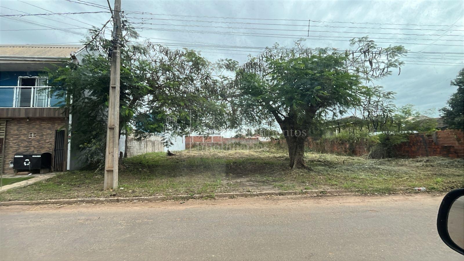 Lote à venda, proximo a praça, CENTRO, BONITO - MS