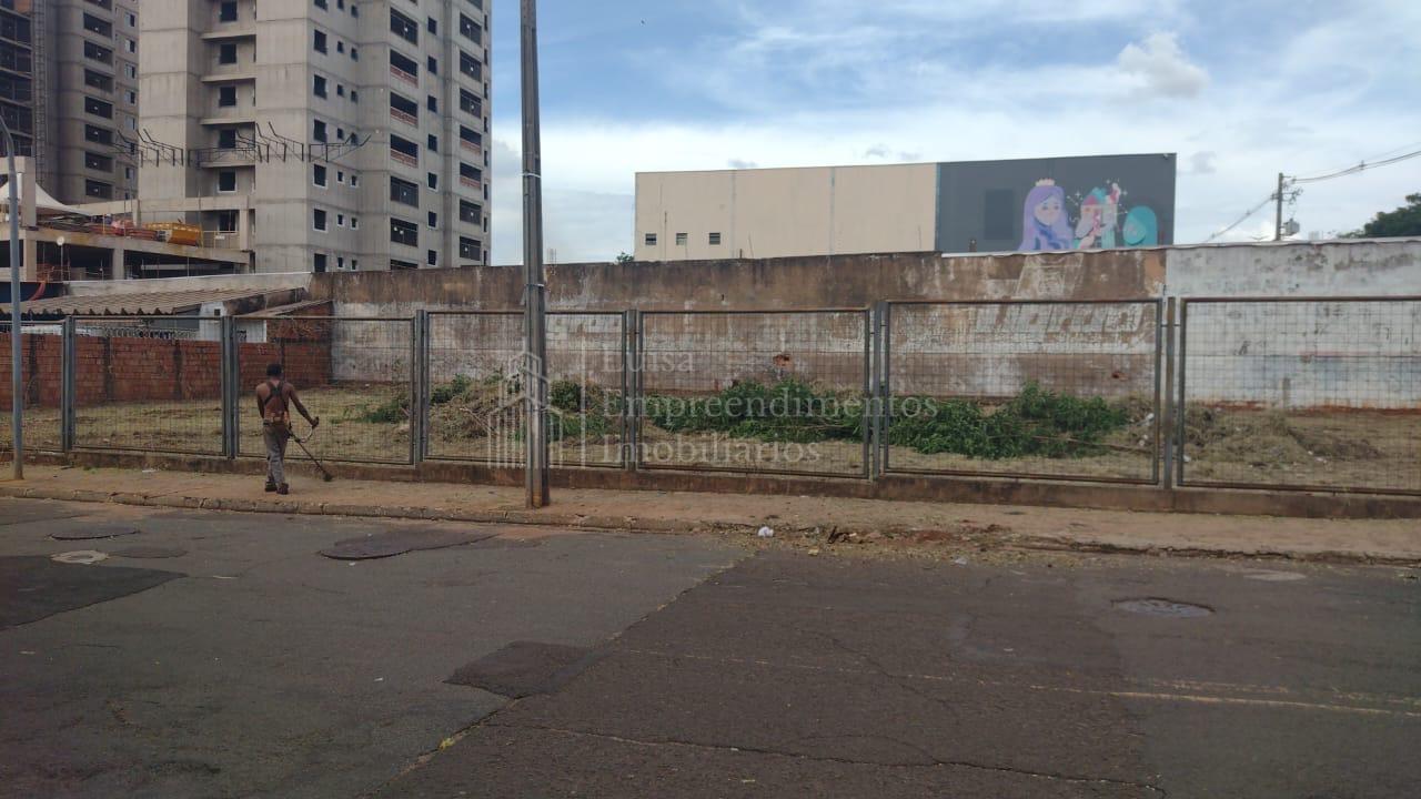 Terreno de esquina à venda, JARDIM TV MORENA, CAMPO GRANDE - MS