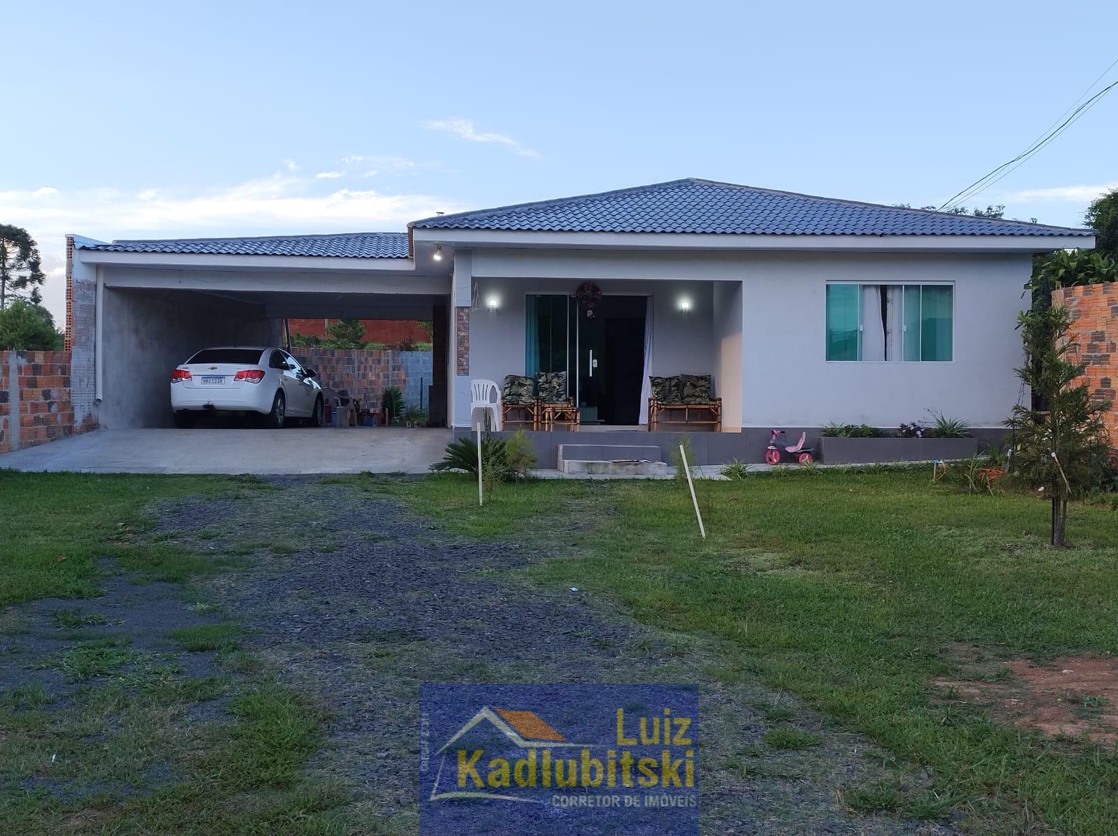Casa à venda com 3 quartos, próximo ao supermercado saviski, PRUDENTOPOLIS - PR