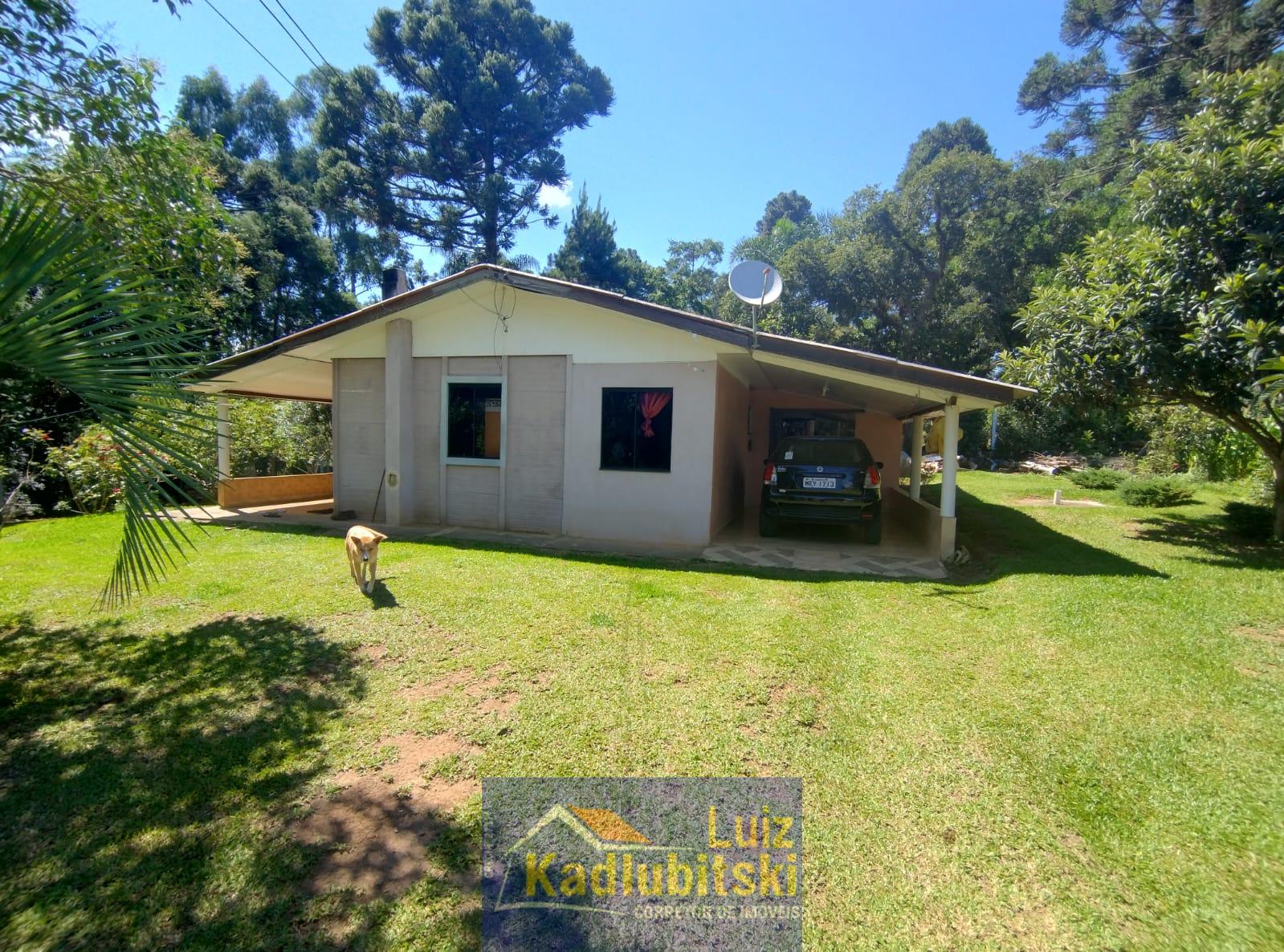 Terreno a venda na Vila Rural Pinheirinho, medindo 06 litros, com casa.