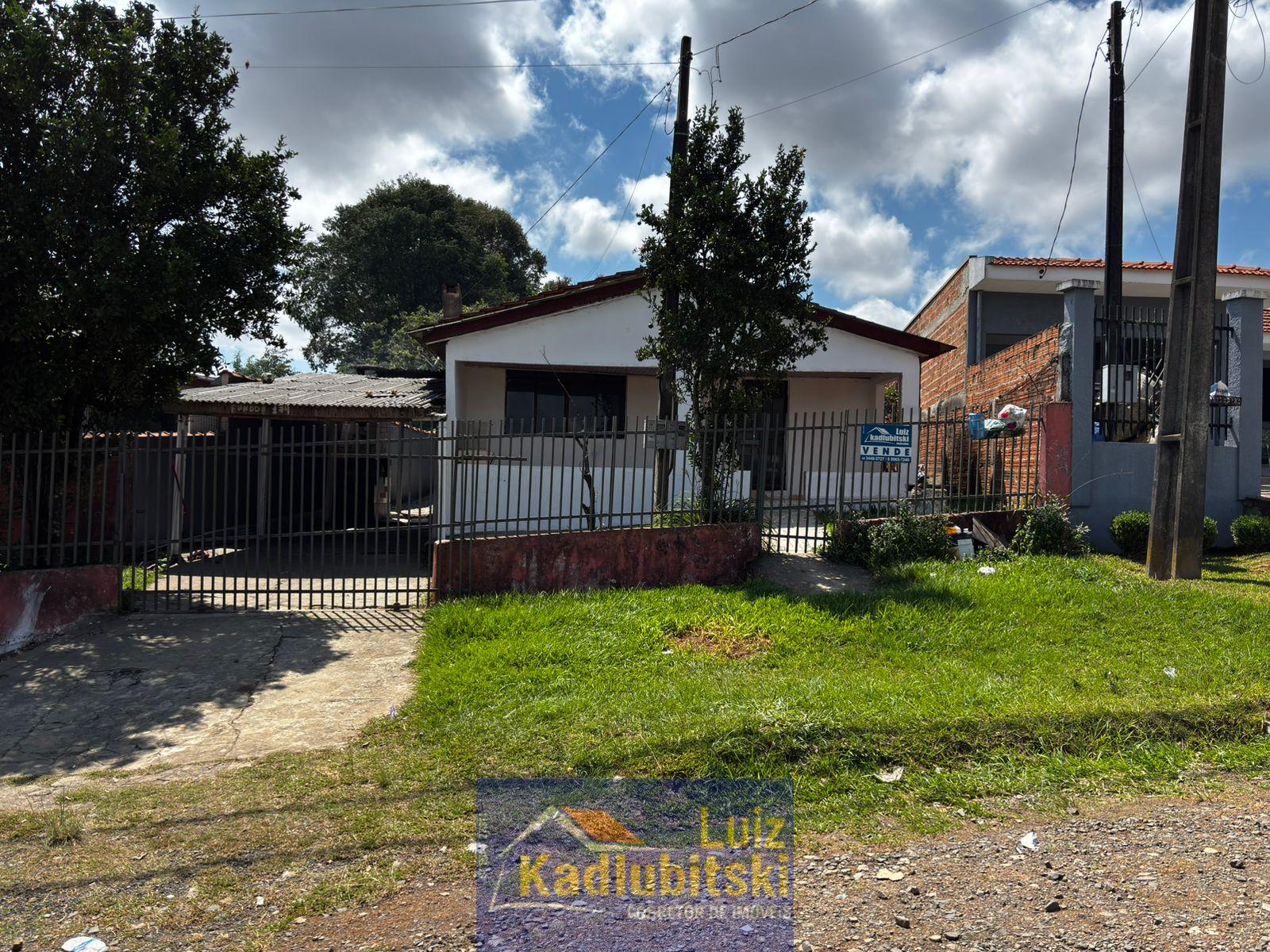 Casa próximo ao Recanto Teodorinho, a poucos minutos do centro em Prudentópolis