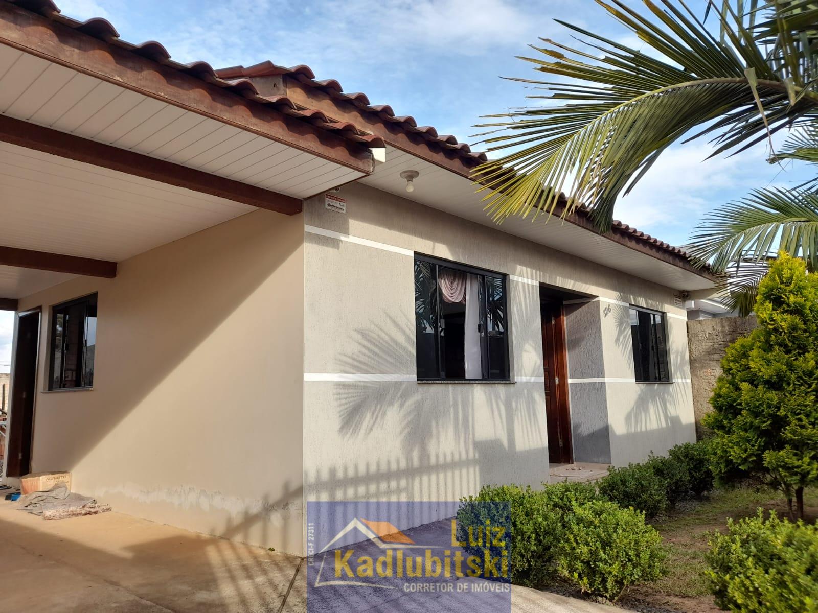 Casa à venda localizada no Loteamento Vale das Palmeiras.