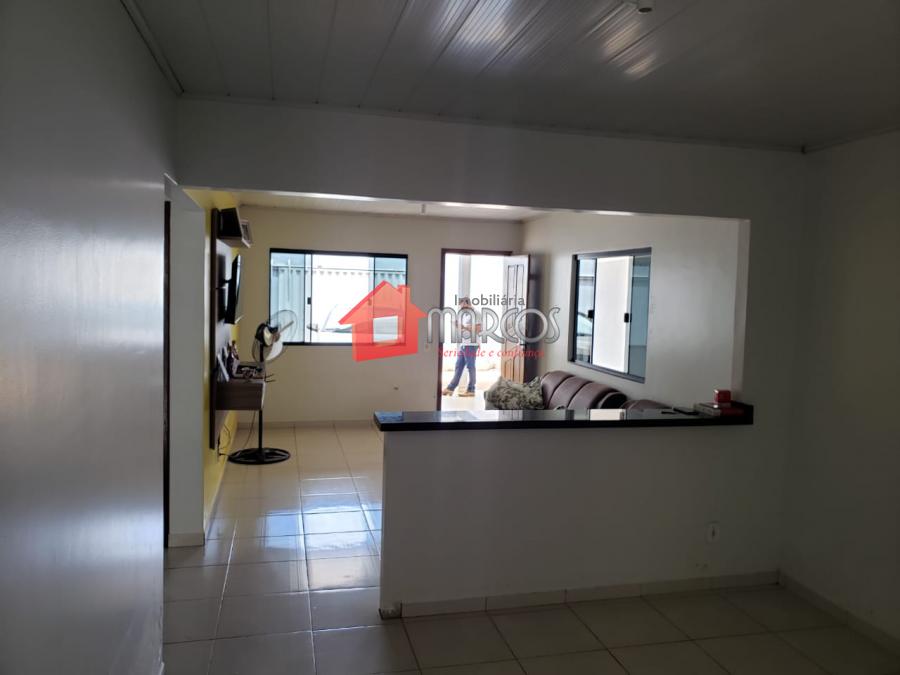 CASA DISPONÍVEL PARA VENDA EM UMA ÓTIMA LOCALIZAÇÃO A 2 MINUTO...