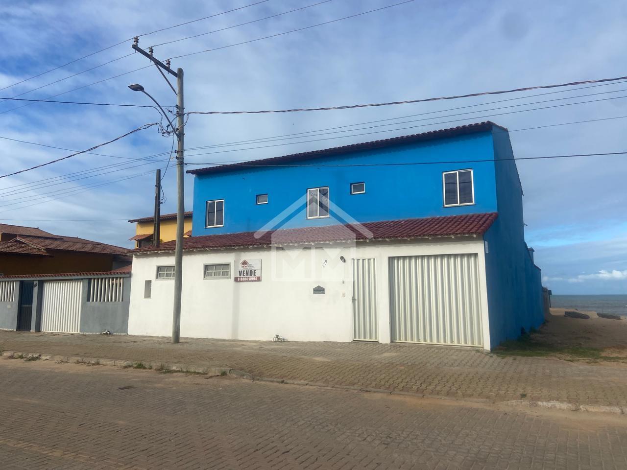 Casa com piscina na Guaxindiba de frente para o mar