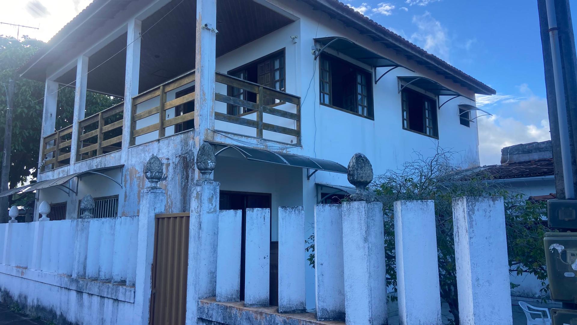 VENDE-SE  RESIDÊNCIA NO BAIRRO SÃO THIAGO - CONCEIÇÃO DA BARRA